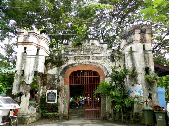 puerto princesa plaza cuartel puerto princesa plaza cuartel