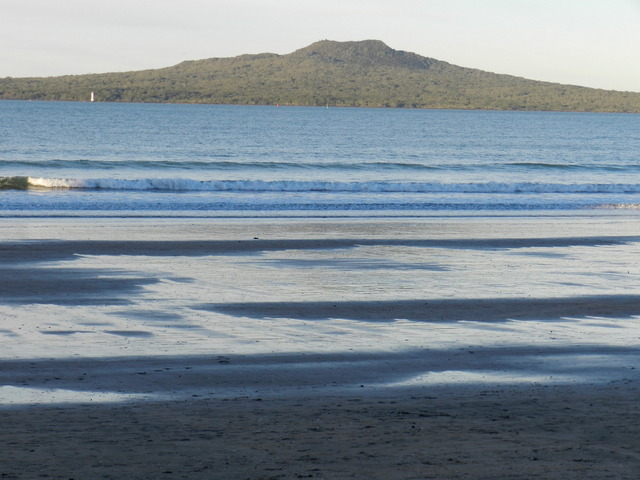 takapuna beach, auckland