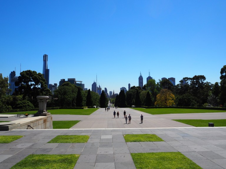 shrine of remembrance, melbourne, australia